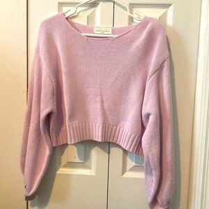 Light purple/pink American Threads Crop Top Sweater. SIZE: Large